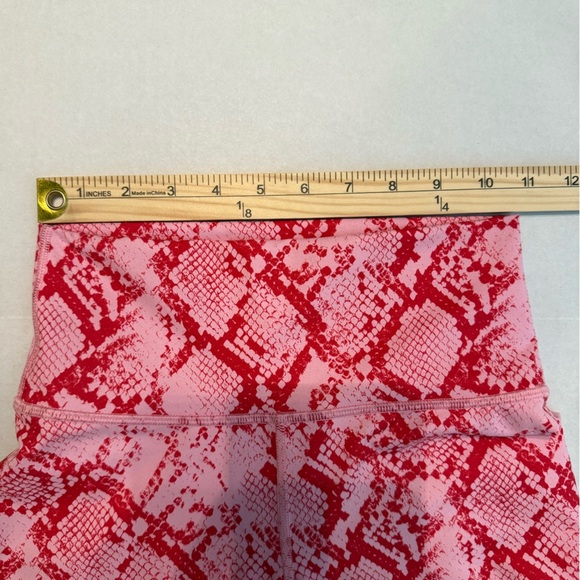 Fabletics Define PowerHold® High-Waisted Capri in Persimmon Python Size XXS - Picture 5 of 12